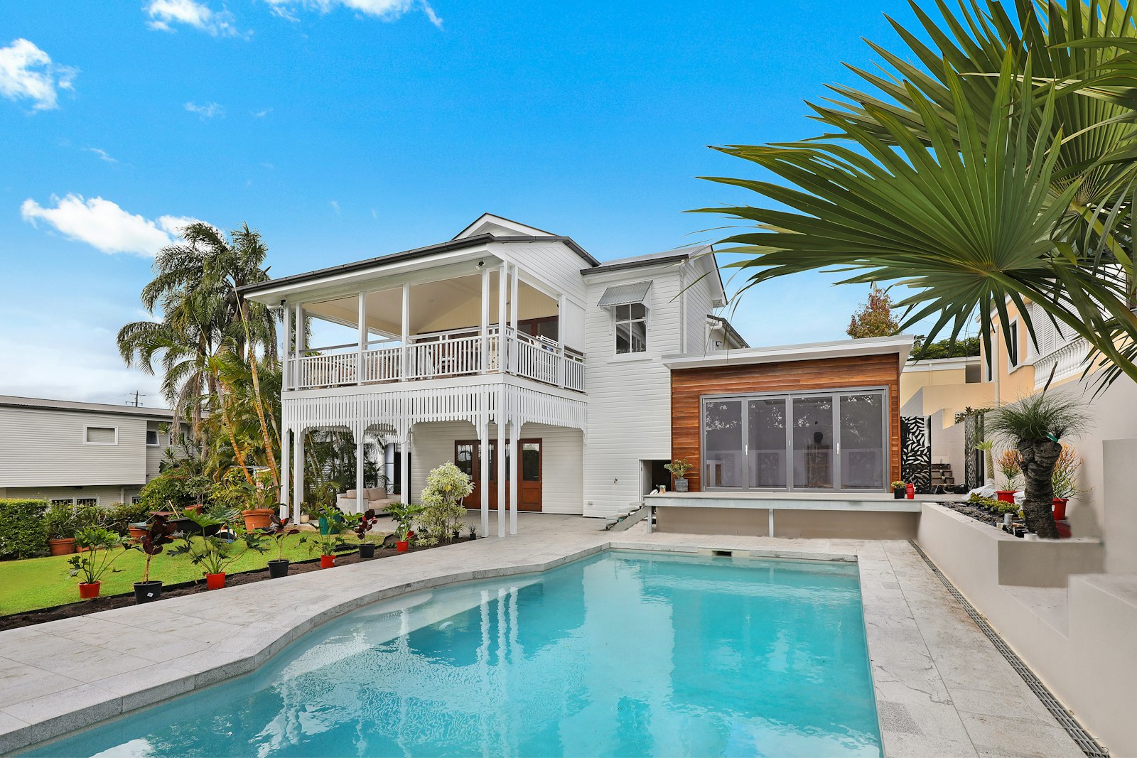 Satılık Müstakil Villa — Sarıyer, Tarabya
